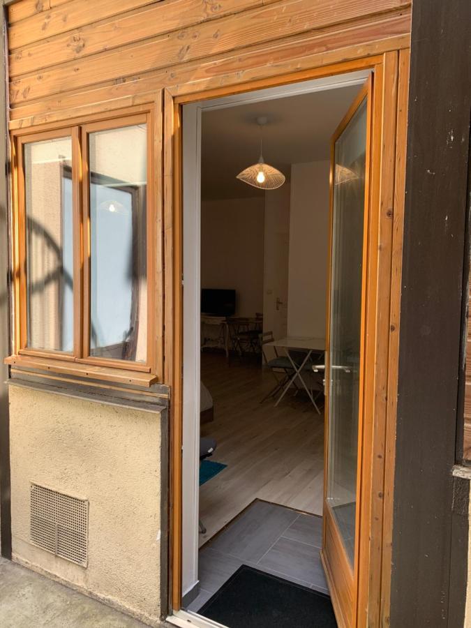 L'Appartement De La Maison Du Theatre Saint Bonnet Bourges Eksteriør billede